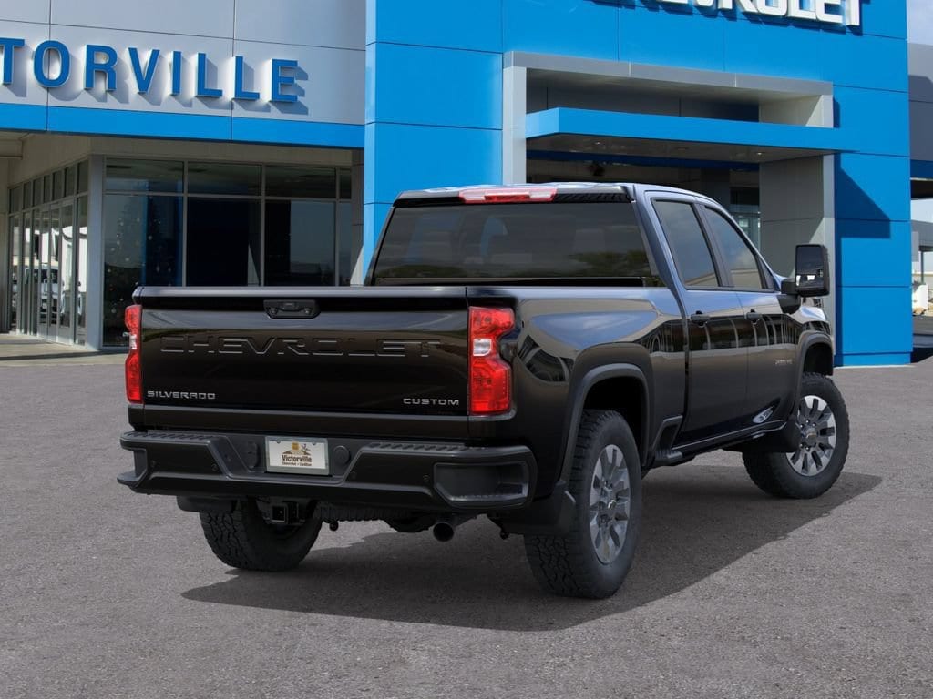 2026 Chevrolet Silverado 2500 HD Custom - Photo 4