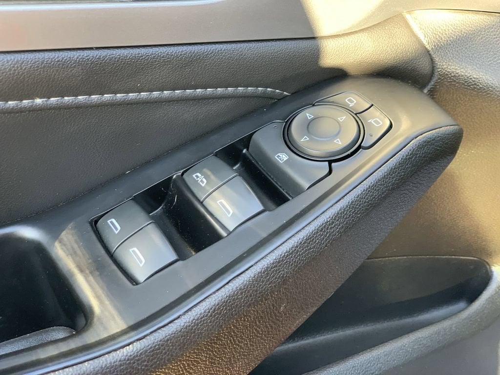2023 Chevrolet Traverse 1LT - Photo 21