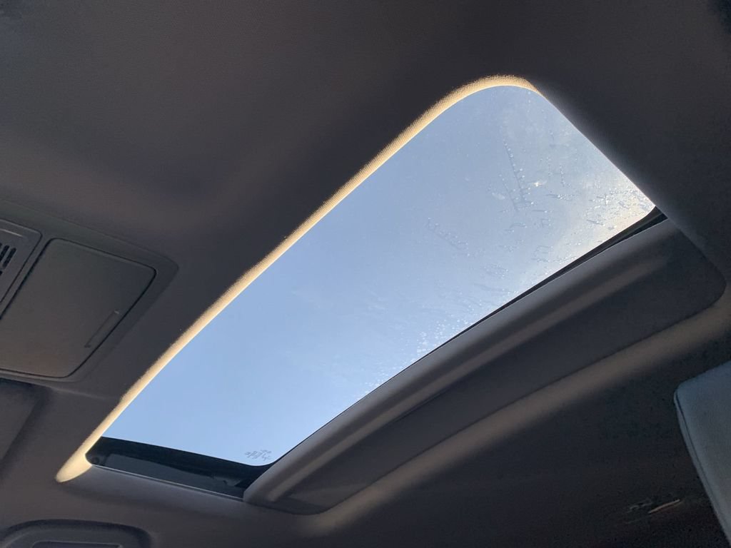 2019 Honda CR-V Touring - Photo 16