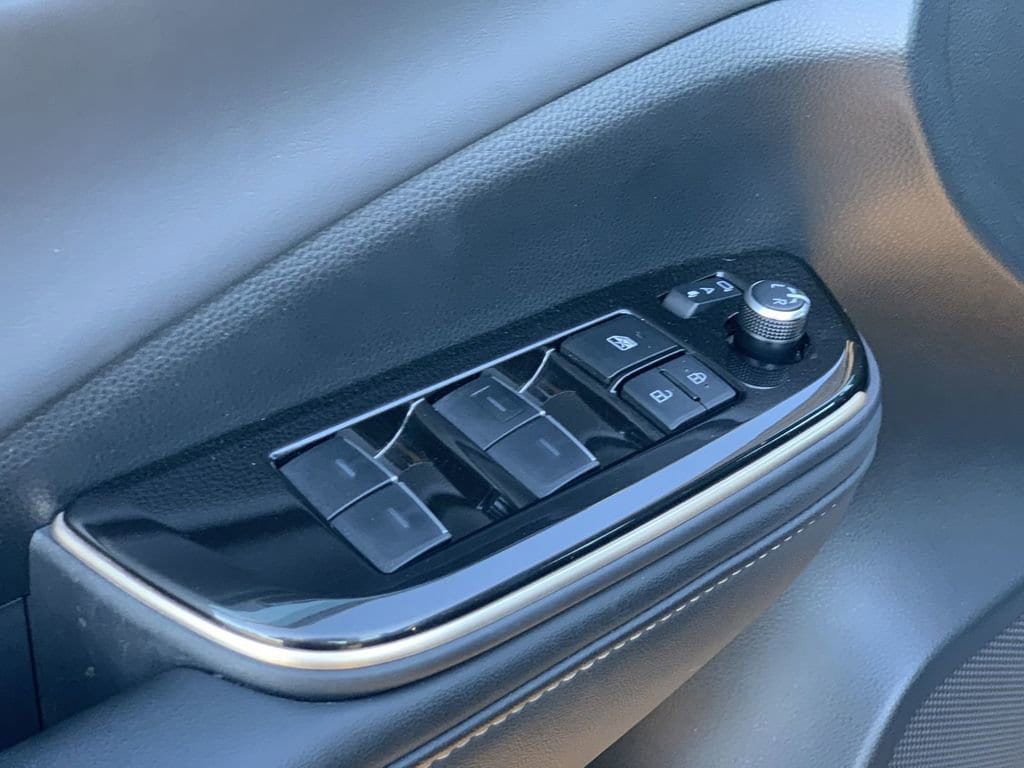 2024 Toyota Crown XLE - Photo 20