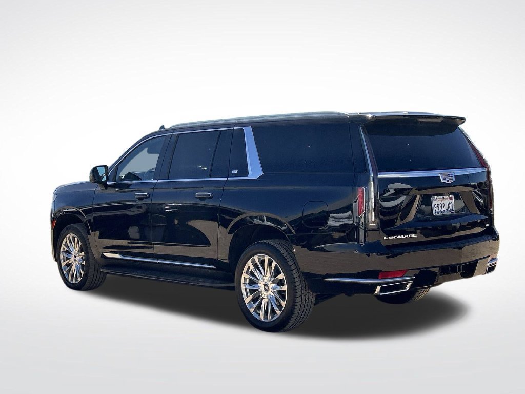 2023 Cadillac Escalade ESV photo 4