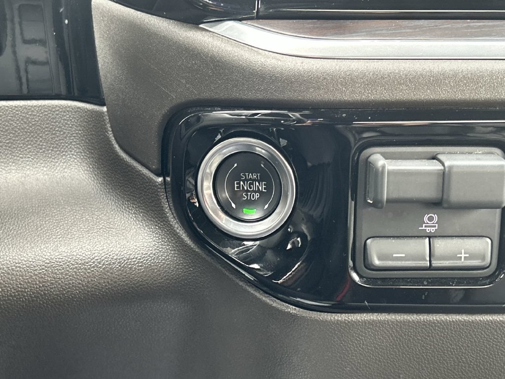 2026 GMC Sierra 1500 SLT - Photo 14