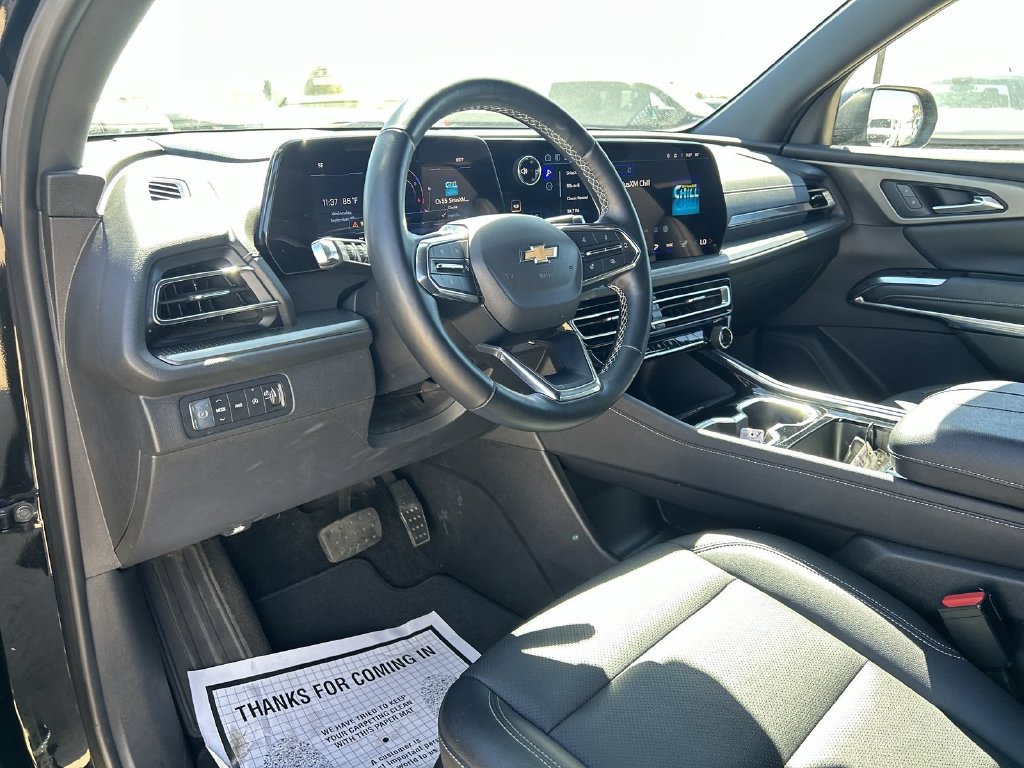 2025 Chevrolet Traverse LT - Photo 13