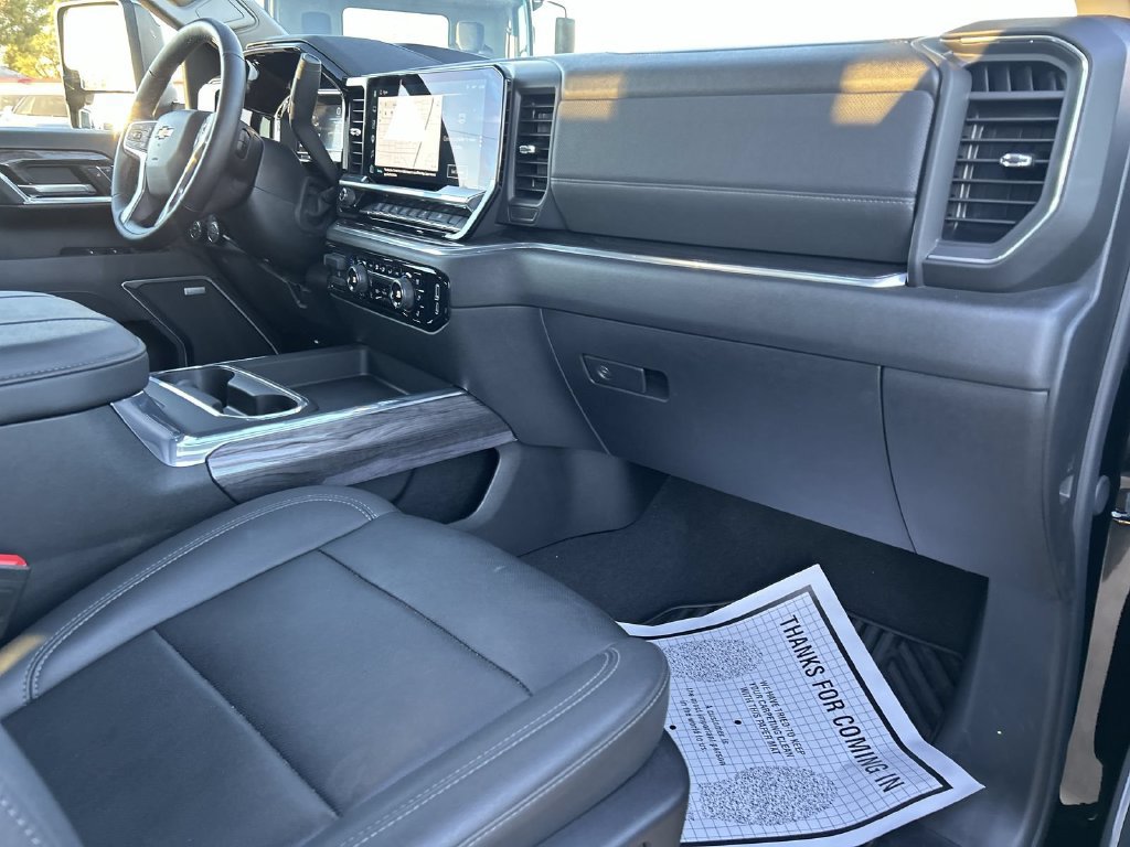 2025 Chevrolet Silverado 2500HD LTZ - Photo 34