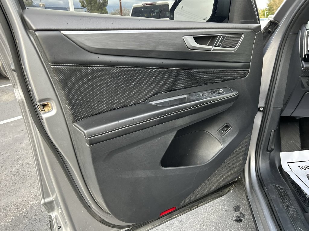 2024 Volkswagen Atlas Cross Sport SE w/Tech - Photo 26