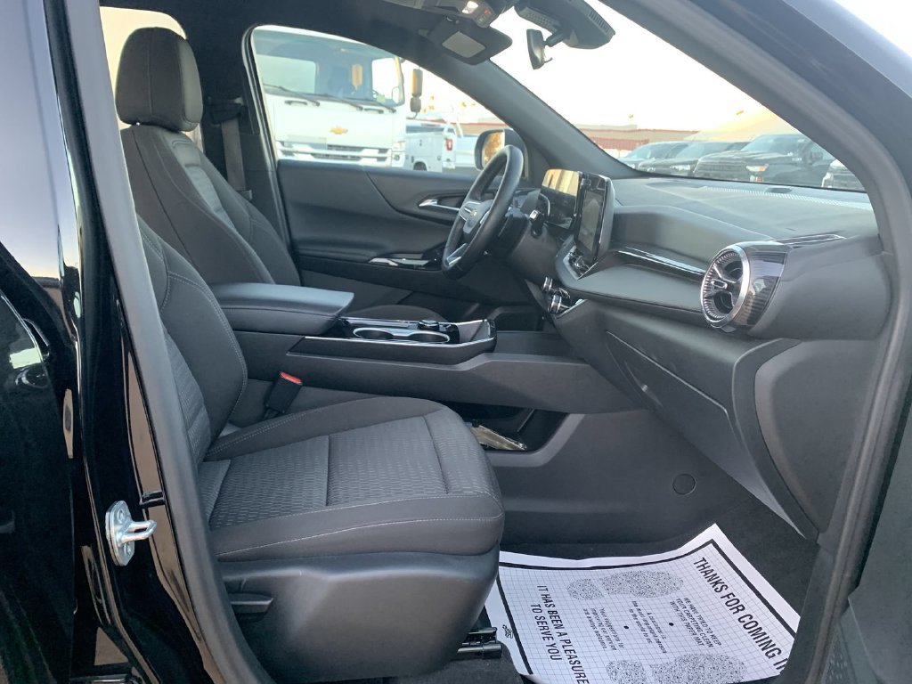 2026 Chevrolet Equinox LT - Photo 25