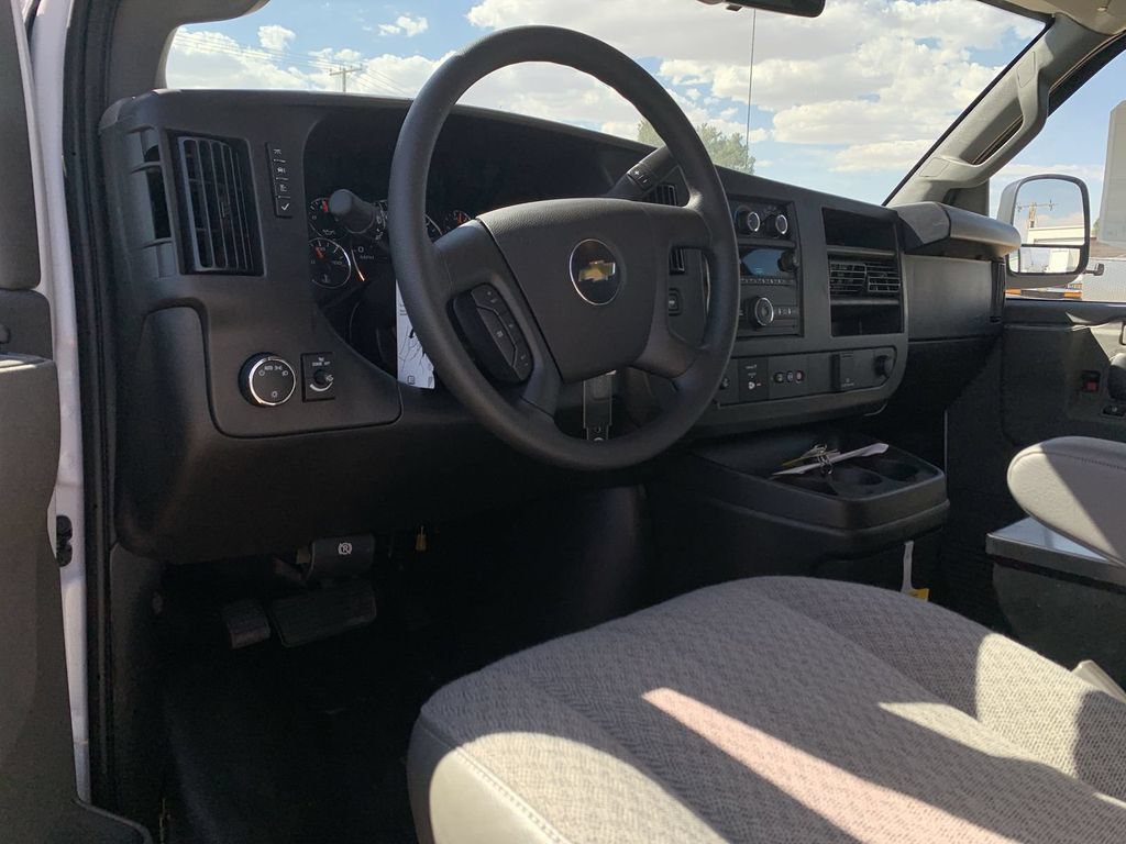 2026 Chevrolet Express Cargo Work Van - Photo 7