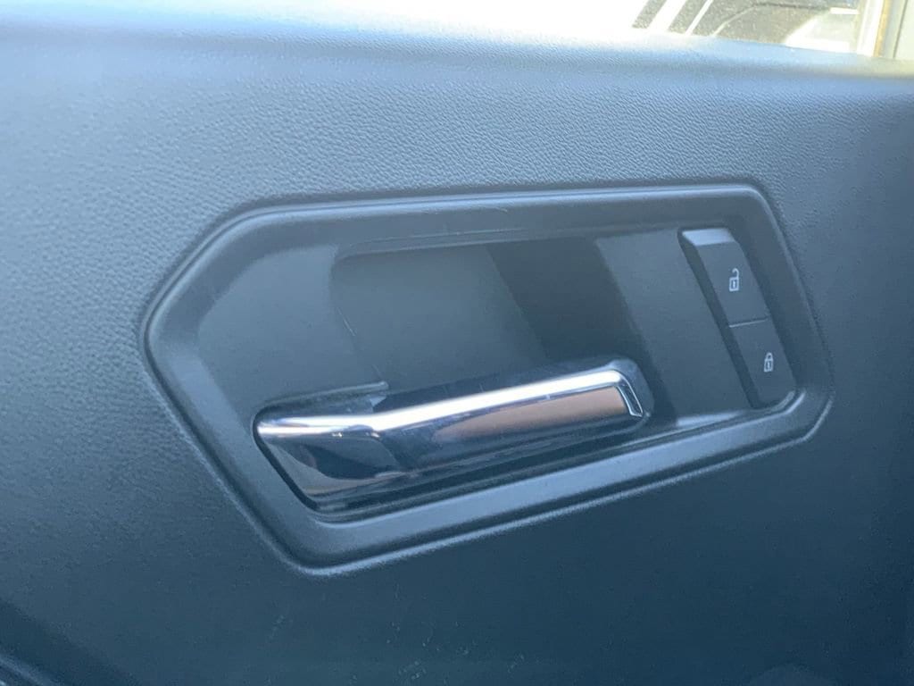 2023 GMC Canyon AT4 - Photo 17