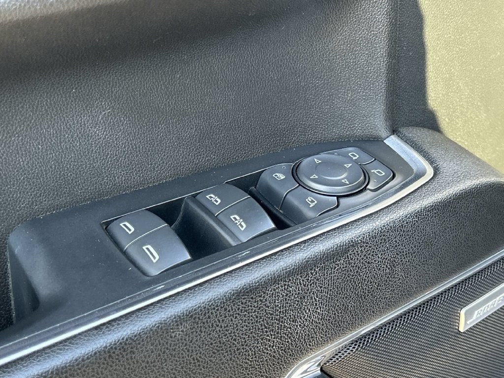 2023 Chevrolet Silverado 1500 LTZ - Photo 22
