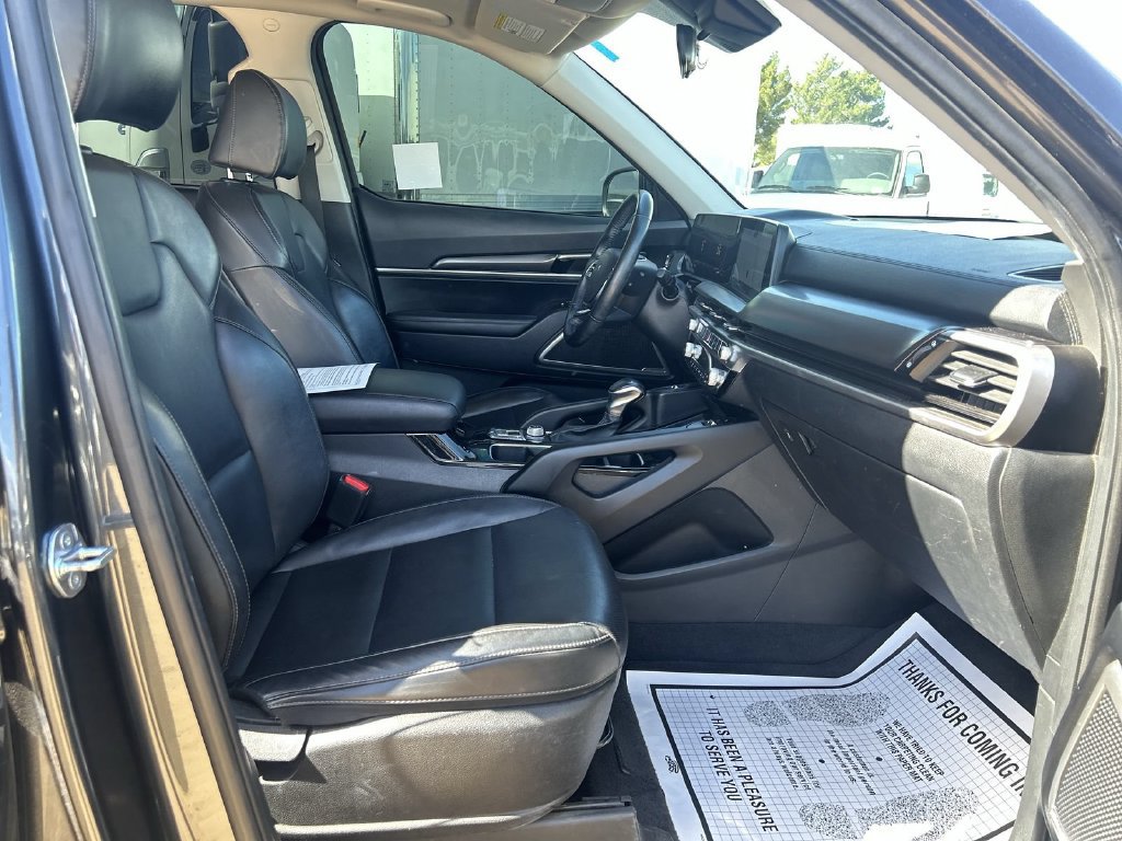 2024 Kia Telluride S - Photo 32