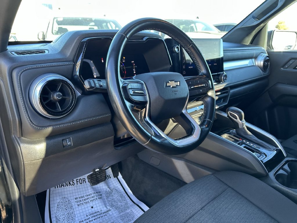 2023 Chevrolet Colorado LT - Photo 13