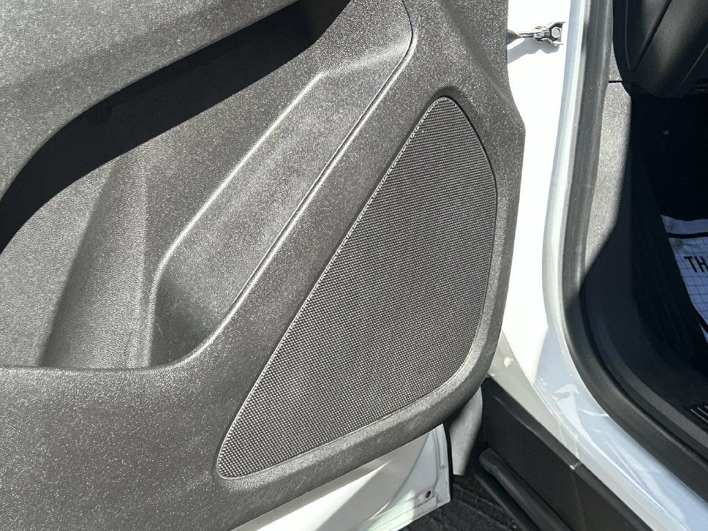 2018 Chevrolet Equinox LS - Photo 28