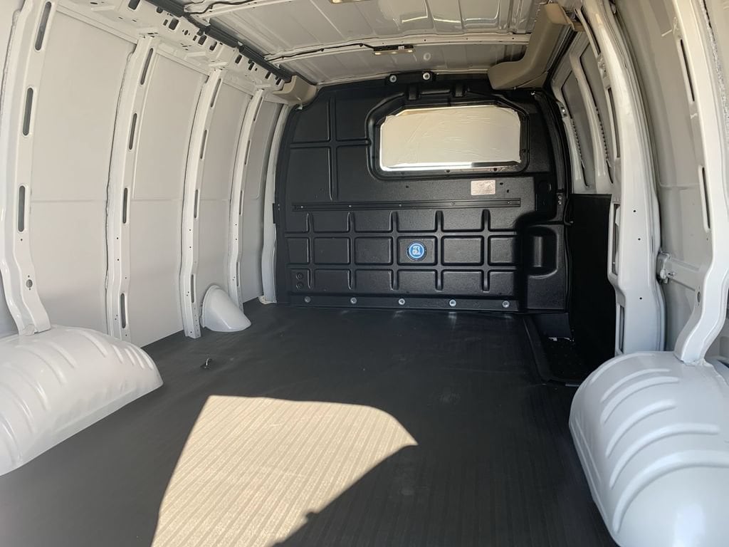 2026 Chevrolet Express Cargo Work Van - Photo 24