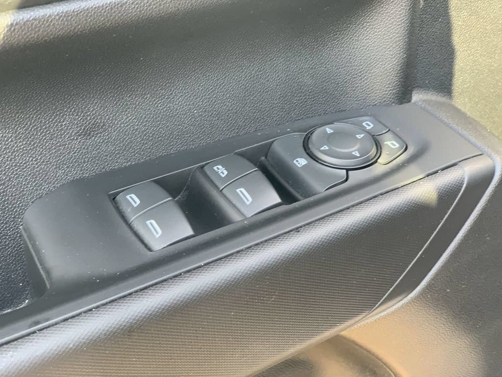 2023 Chevrolet Silverado 1500 Custom - Photo 21