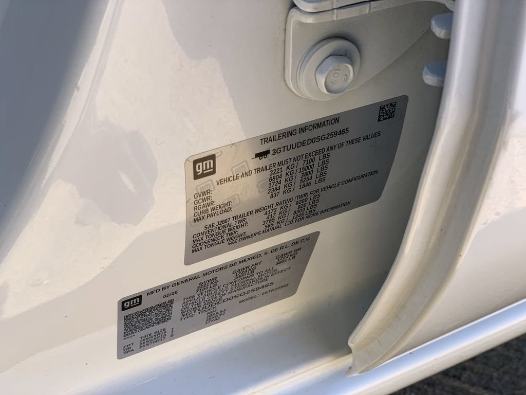 2025 GMC Sierra 1500 SLT - Photo 32