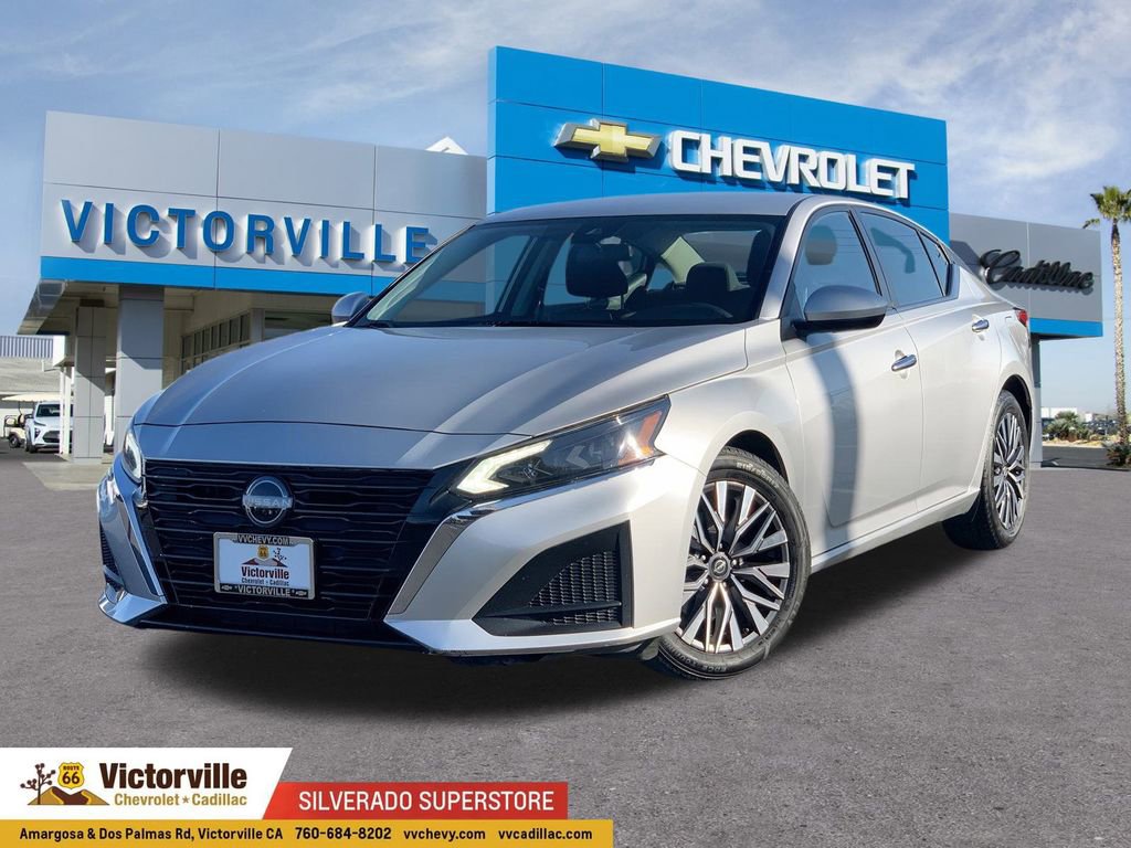 2023 Nissan Altima SV