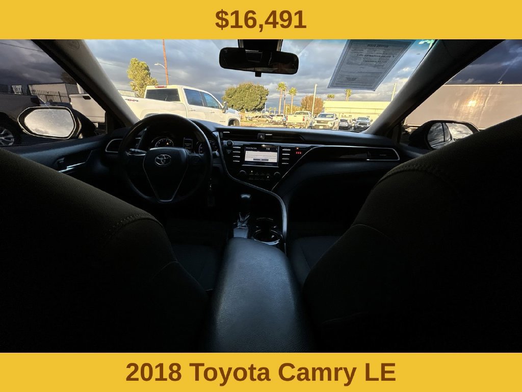2018 Toyota Camry photo 2