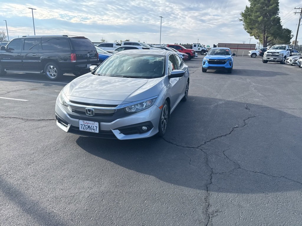 2017 Honda Civic EX-L photo 4