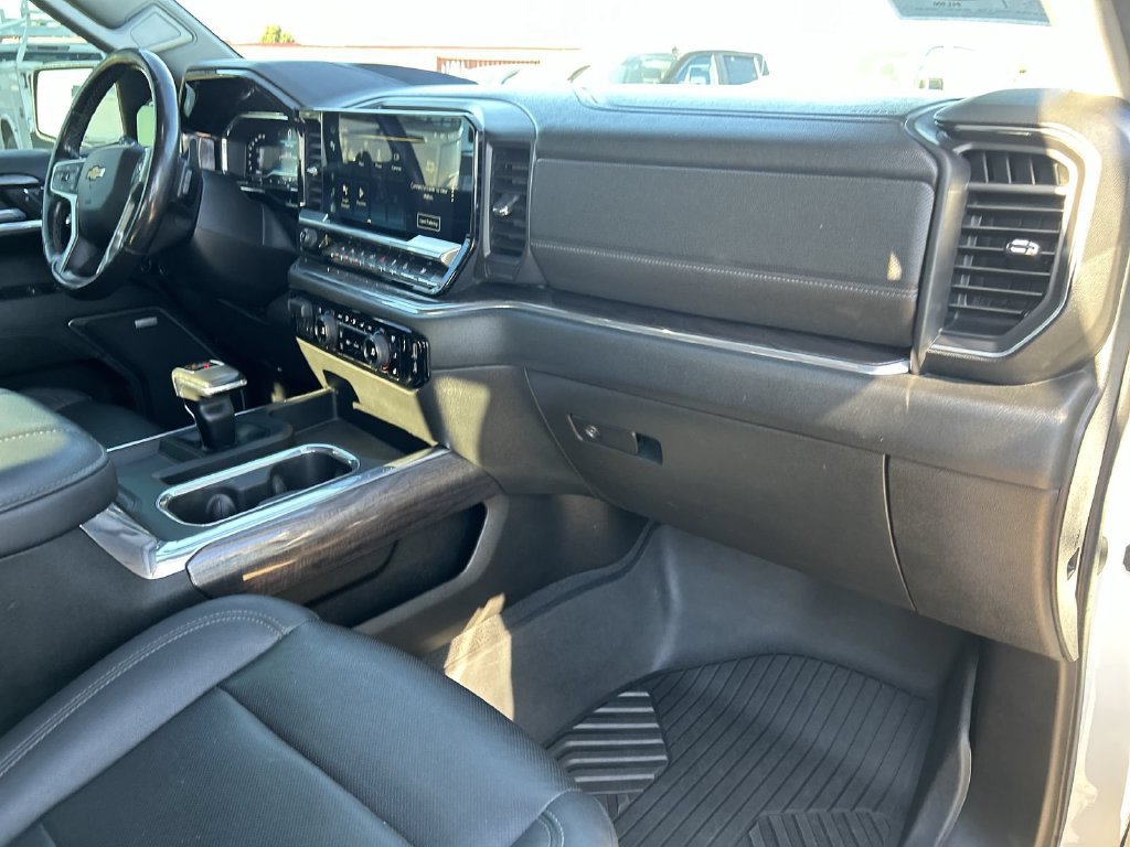 2023 Chevrolet Silverado 1500 LTZ - Photo 28