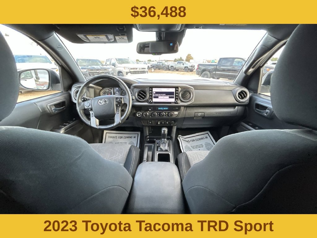2023 Toyota Tacoma photo 2