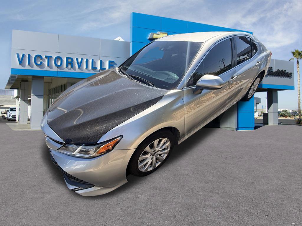 2018 Toyota Camry photo 3
