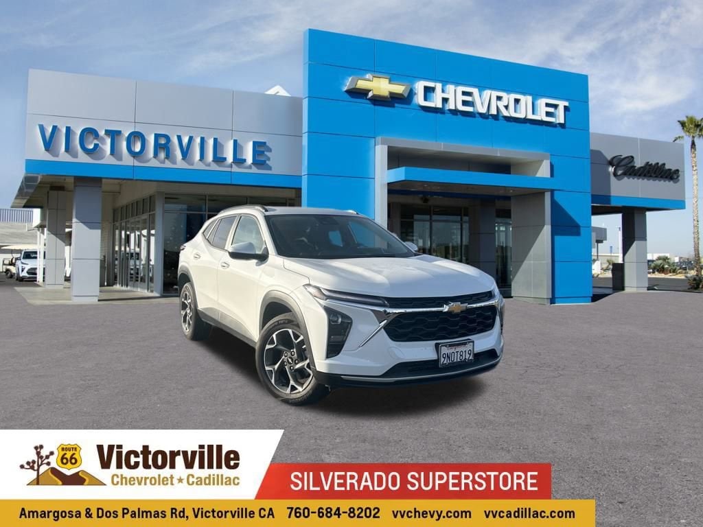 2025 Chevrolet Trax LT's photo