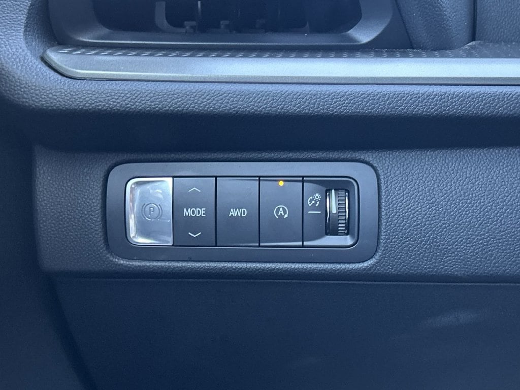 2025 Chevrolet Traverse LT - Photo 21