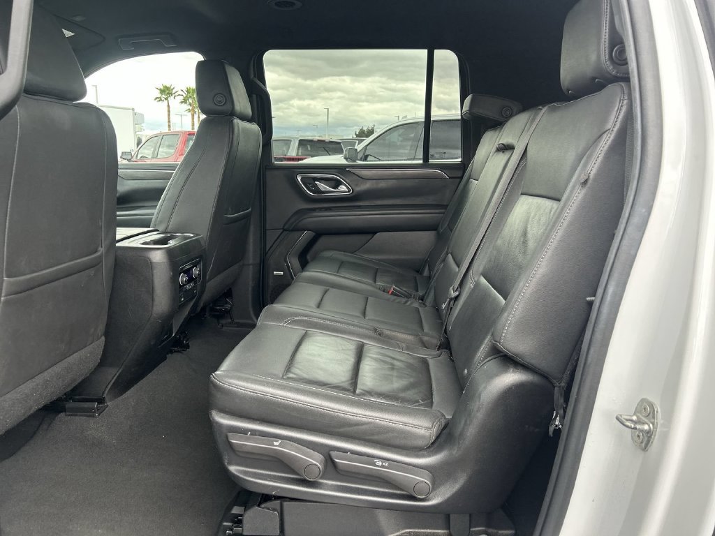 2023 Chevrolet Suburban LT - Photo 29