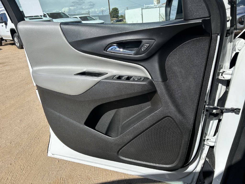2018 Chevrolet Equinox LS - Photo 26