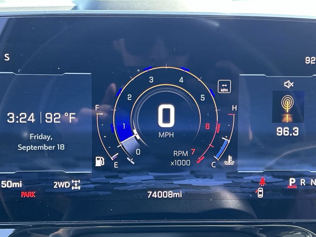 2025 Chevrolet Suburban LT - Photo 9