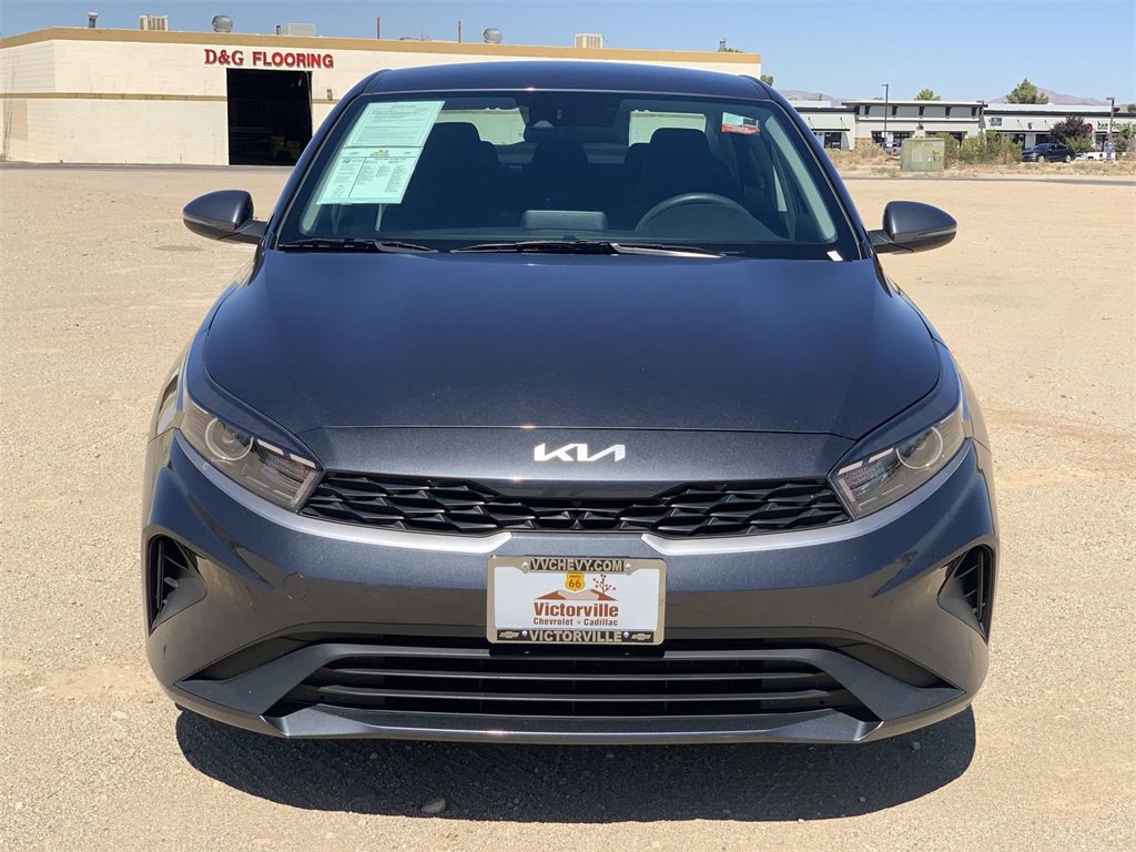 2023 Kia Forte LXS photo 2
