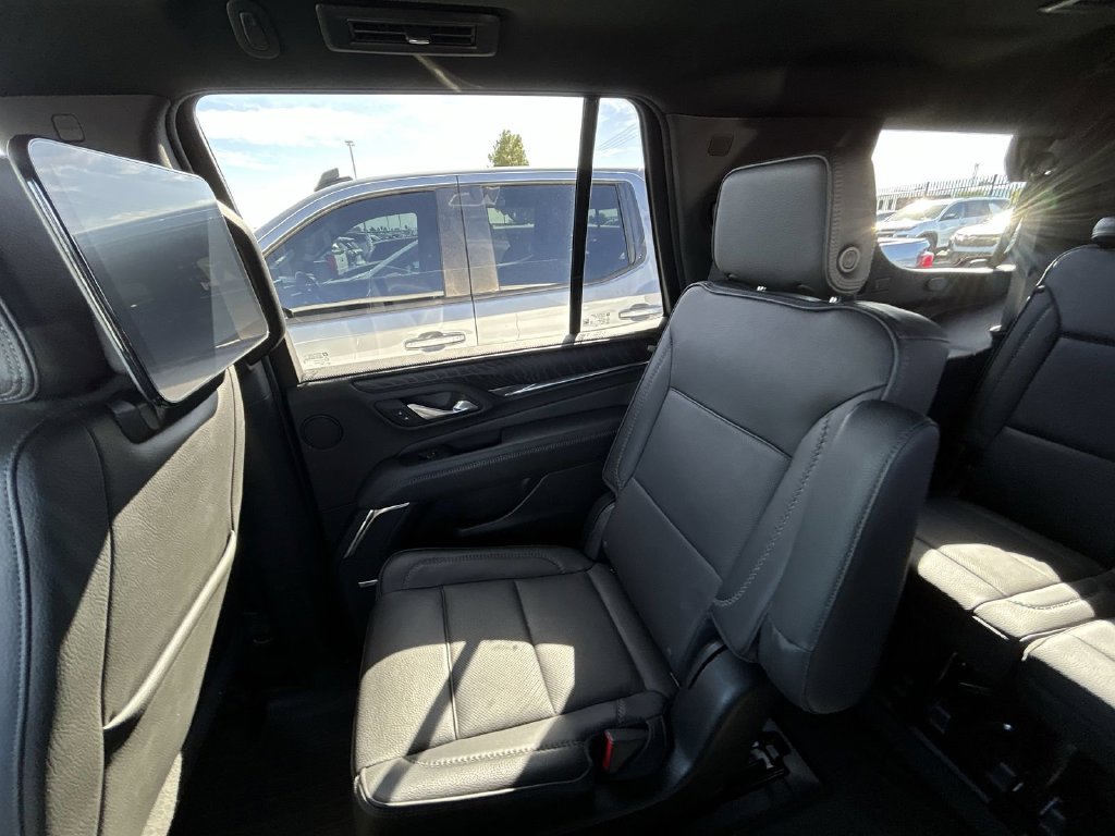 2023 GMC Yukon photo 4