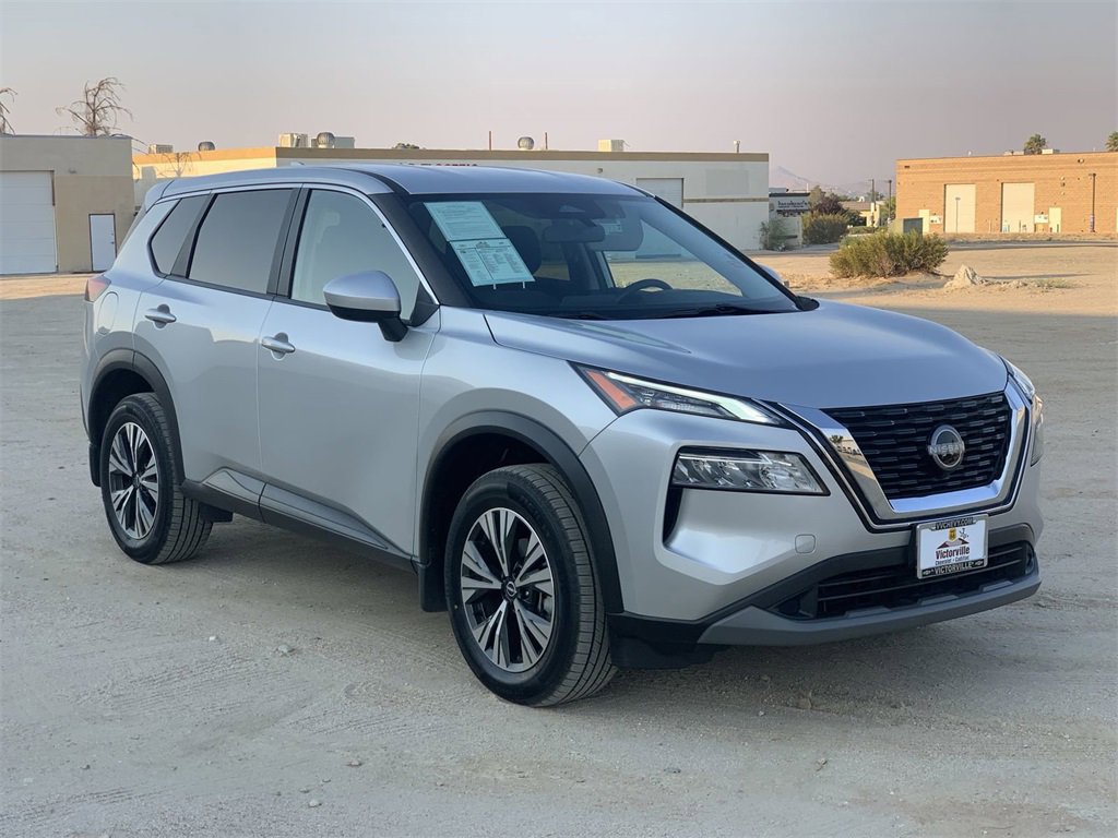 2023 Nissan Rogue SV photo 2