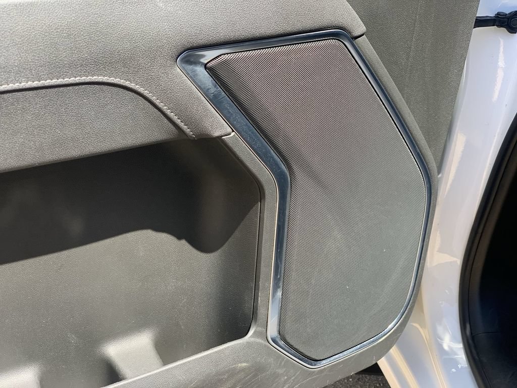 2025 GMC Sierra 1500 SLT - Photo 22