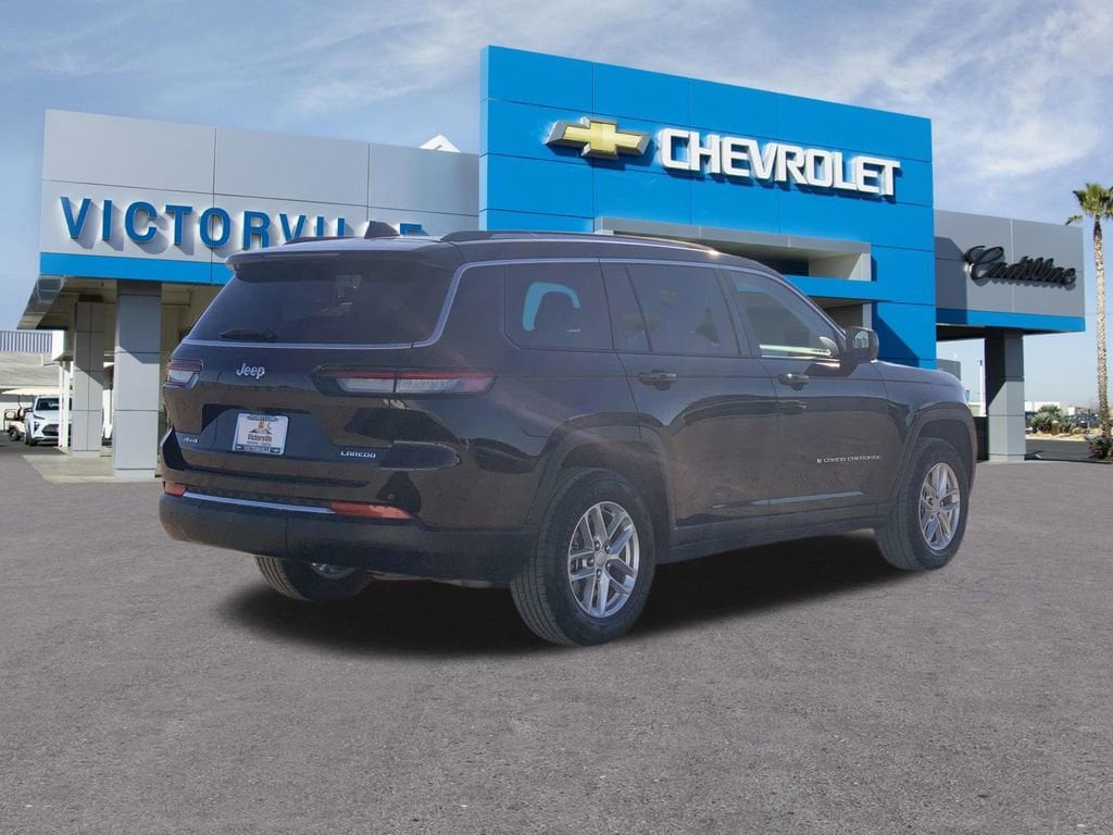 Used 2023 Jeep Grand Cherokee L Laredo SUV