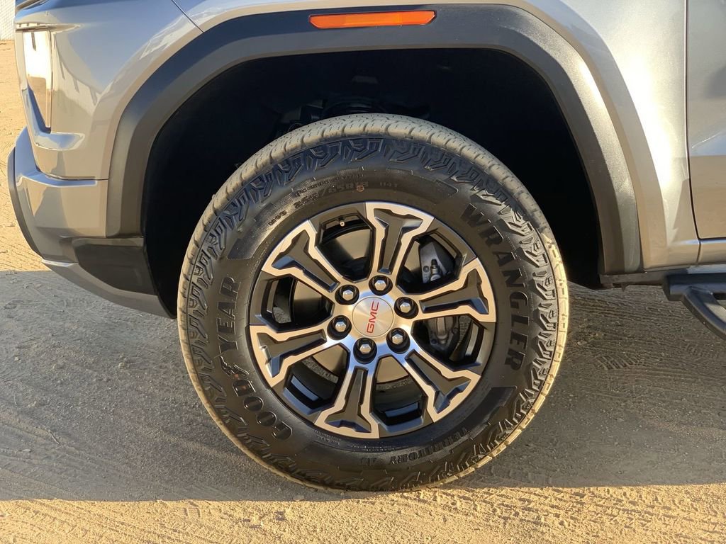 2023 GMC Canyon AT4 - Photo 32