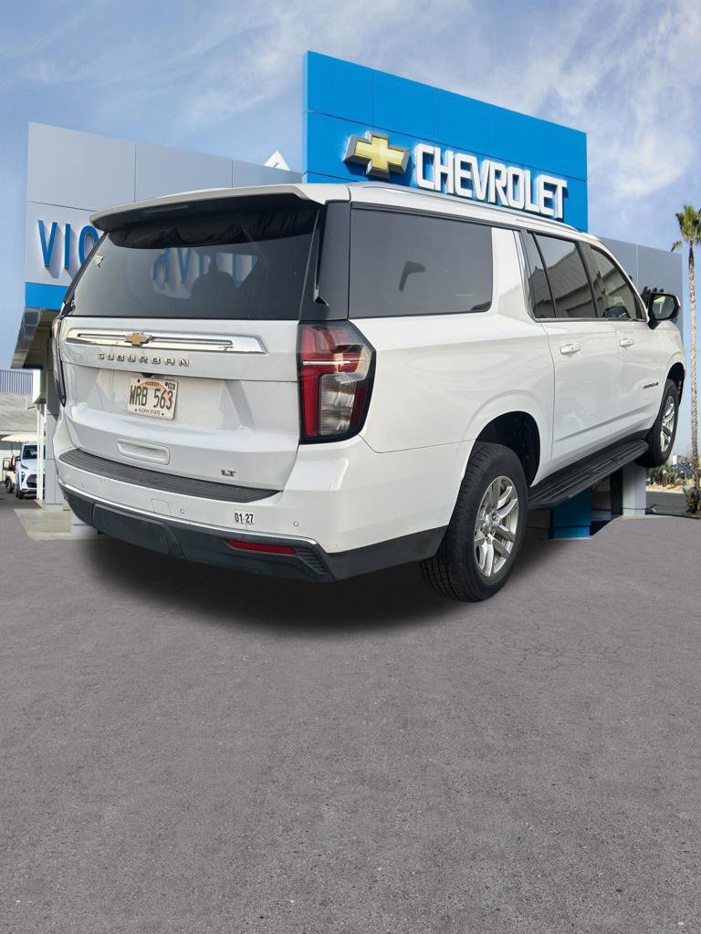 2023 Chevrolet Suburban photo 5