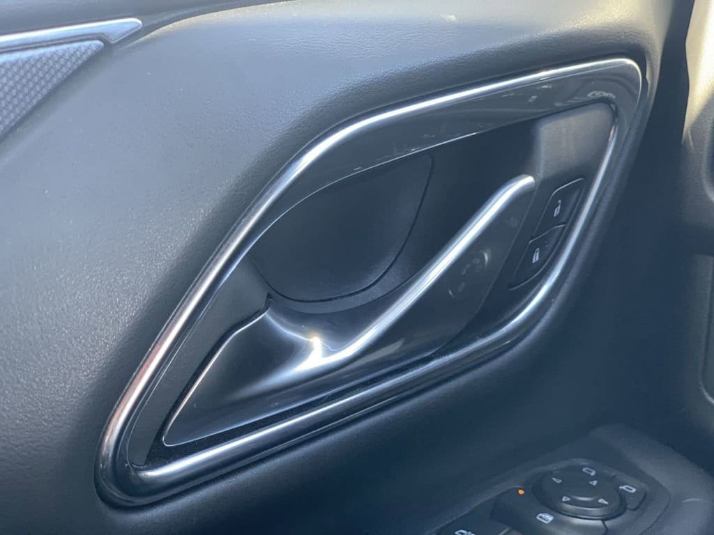 2024 Chevrolet Suburban RST - Photo 16