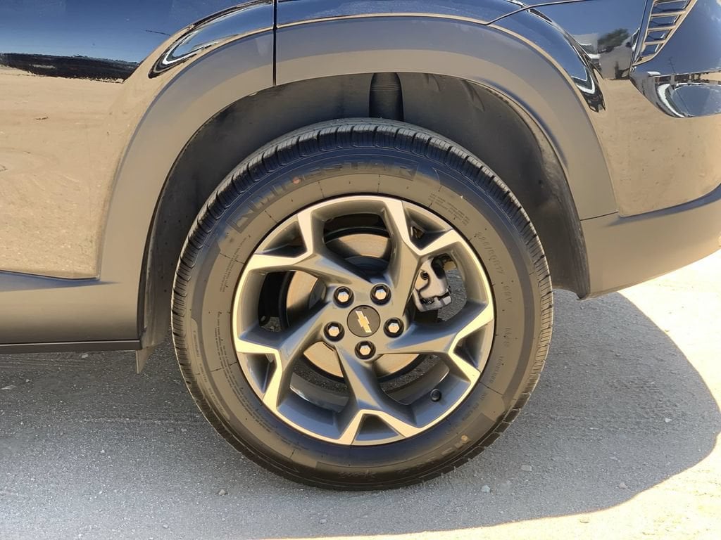 2024 Chevrolet Trax LT - Photo 31