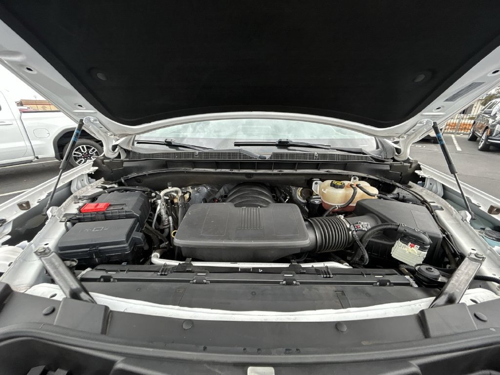 2023 Chevrolet Suburban LT - Photo 34