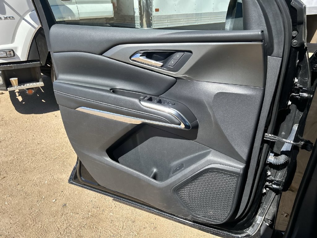 2025 Chevrolet Traverse LT - Photo 26