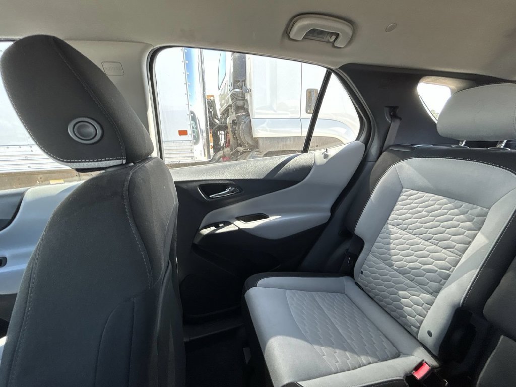2018 Chevrolet Equinox LS - Photo 4
