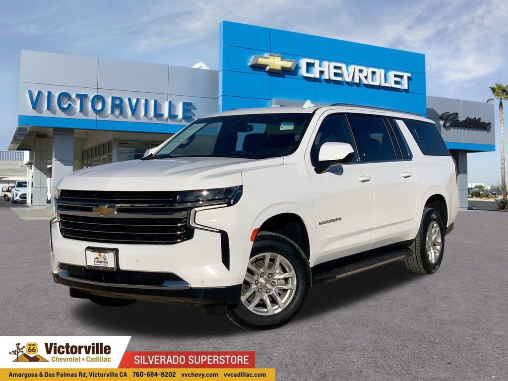 2024 Chevrolet Suburban LT's photo