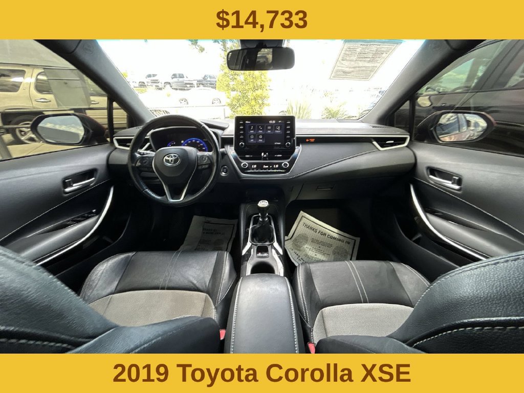 2019 Toyota Corolla Hatchback photo 2