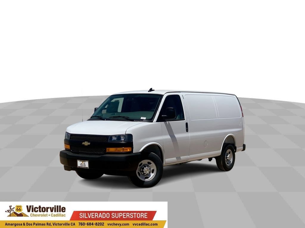 2026 Chevrolet Express 2500 Work Van HD's photo