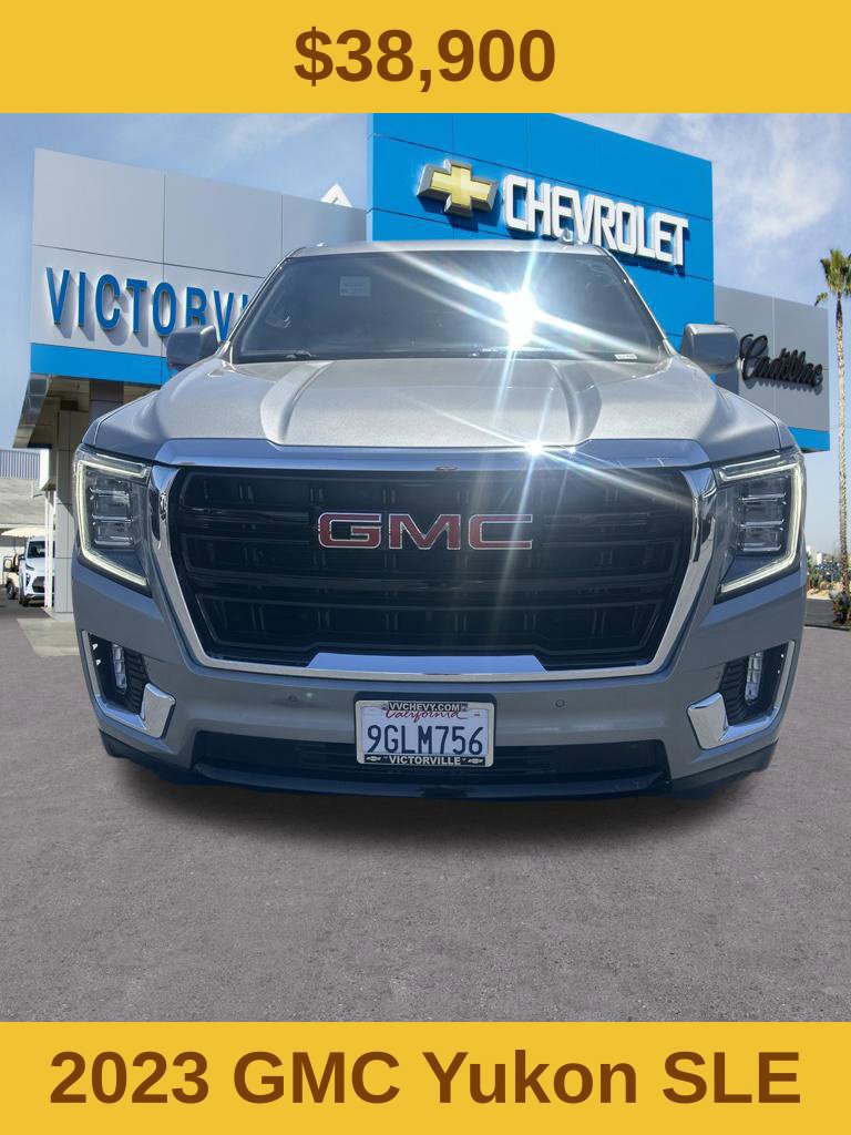 2023 GMC Yukon photo 2