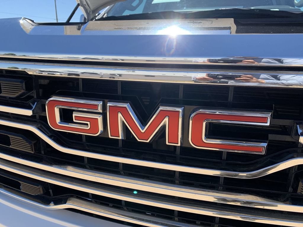 2025 GMC Sierra 1500 SLT - Photo 29