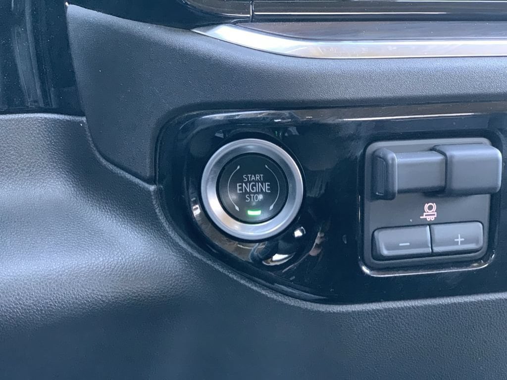 2025 GMC Sierra 1500 SLT - Photo 14