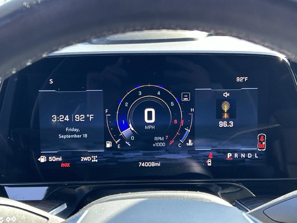 2025 Chevrolet Suburban LT - Photo 8