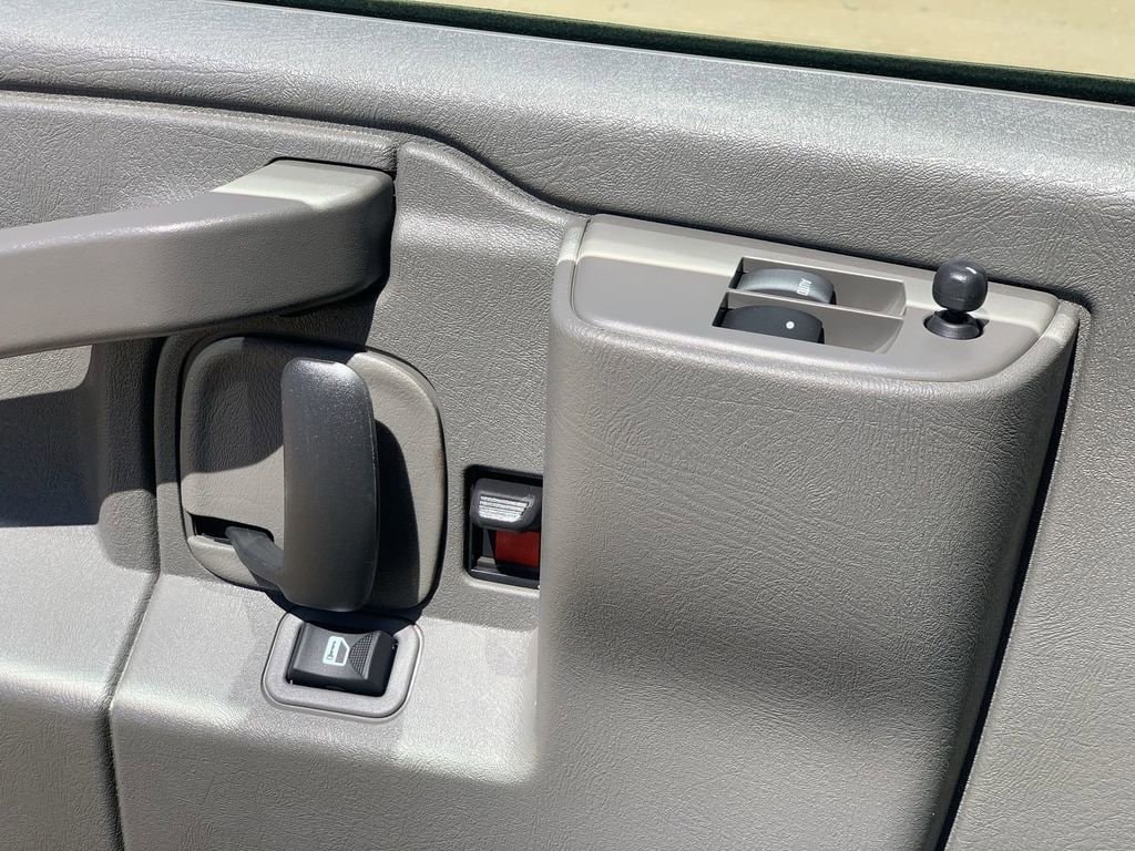 2026 Chevrolet Express Cargo Work Van - Photo 21